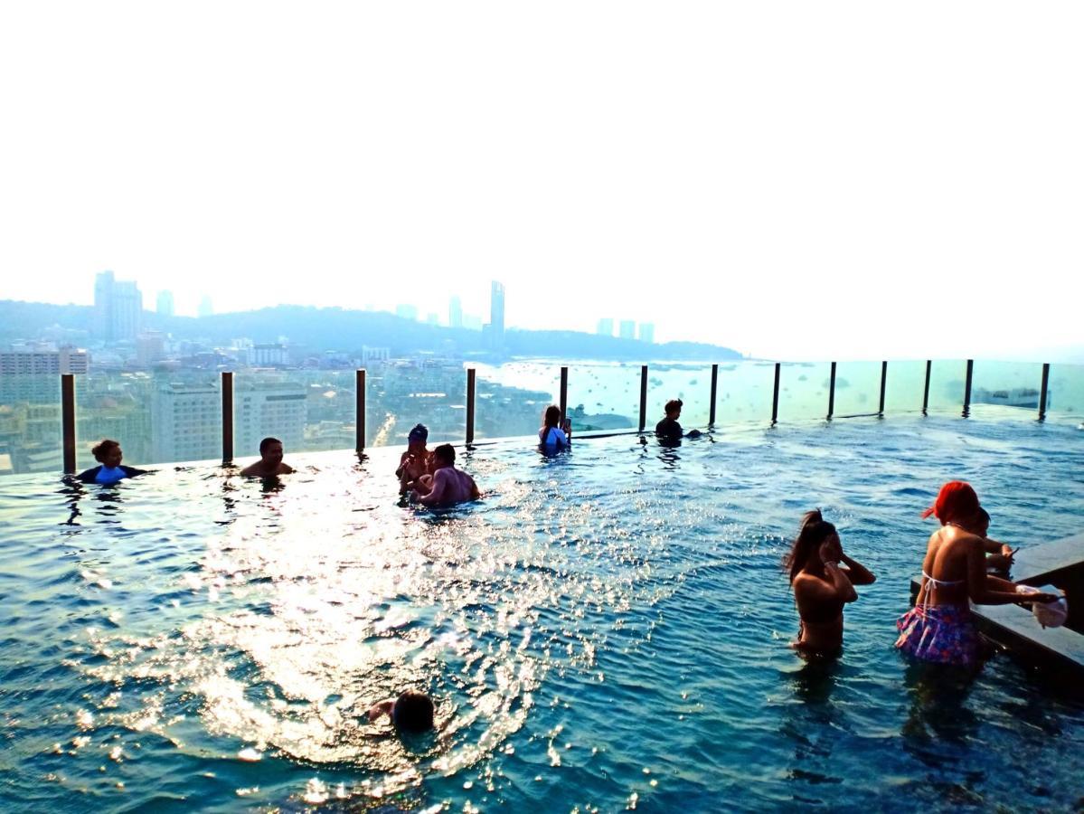 The Base Horizon Central Pattaya Dış mekan fotoğraf